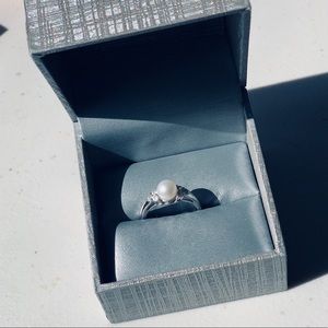 ZALES Real freshwater pearl ring with diamonds